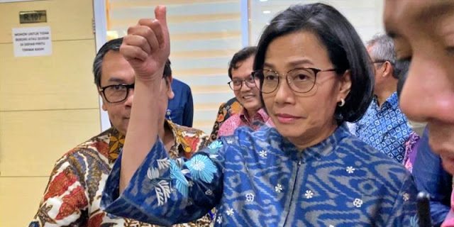 Ekonom: Sri Mulyani Harus Jujur Situasi Ekonomi Melemah