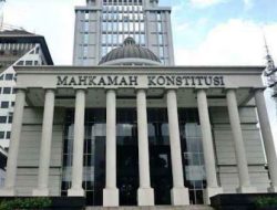 Pisahkan Keserentakan Pemilu, MK Langkahi Kewenangan?