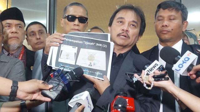 Diperiksa Bareskrim, Roy Suryo Beberkan Analisisnya Soal Ijazah Jokowi: Wajah Tak Cocok dan Nama Gelar Janggal!