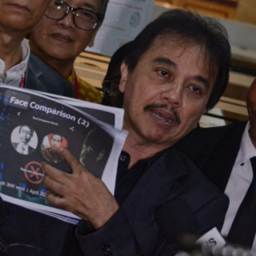 Foto Ijazah Jokowi Dinilai Tak Cocok, Roy Suryo: Lebih Mirip Dumatno