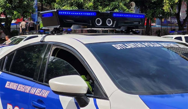 Kelakuan WN China di Jakpus: Mabuk, Kecelakaan, lalu Gasak Mobil Polisi