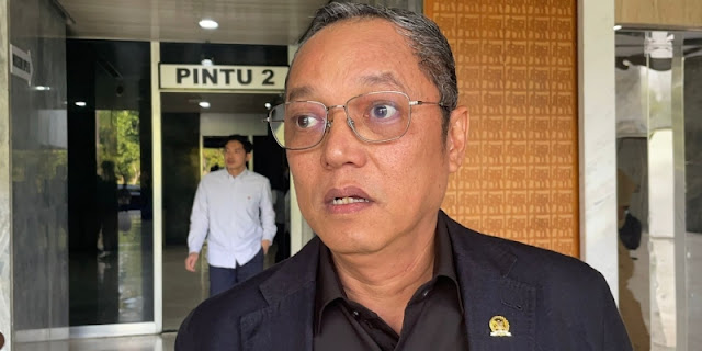 Luhut Sedih Jasa Jokowi Dilupakan, PDIP: Berlebihan!