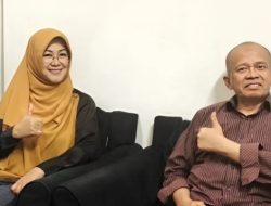 Menarik! Dokter Tifa Ketemu Beathor Suryadi: Otak Pemalsu Ijazah dan Pembakar Pasar Pramuka Terungkap?