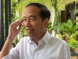 Rahasia Dibongkar Mantan Rektor UGM, Jokowi Makin Sulit Berkelit