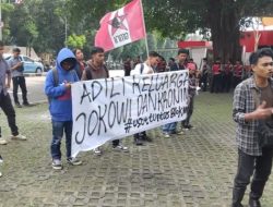 GMNI Geruduk Gedung KPK: Usut Tuntas Blok Medan dan Adili Keluarga Jokowi!