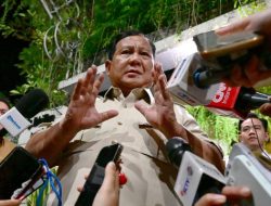 Prabowo Sindir Ada Orang Pintar Tetapi Suka Menyebarkan Pesimisme, Siapa Dia?