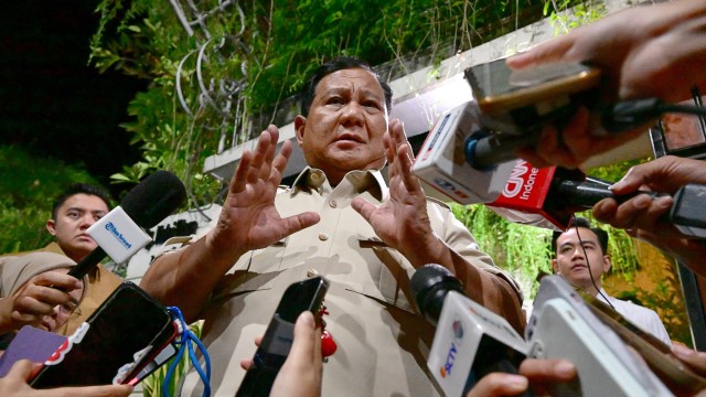Prabowo Sindir Ada Orang Pintar Tetapi Suka Menyebarkan Pesimisme, Siapa Dia?