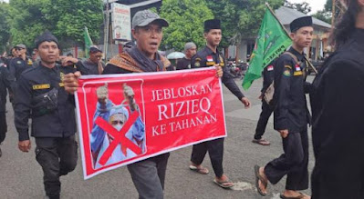 Korban dari Perjuangan Walisongo Lebih Banyak, Siapa Dalang di Balik Bentrokan Acara IB HRS di Pemalang?