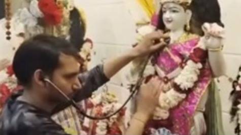 Viral Dokter di India Diminta Periksa Patung Dewa gegara Pemuja Dengar Detak Jantung