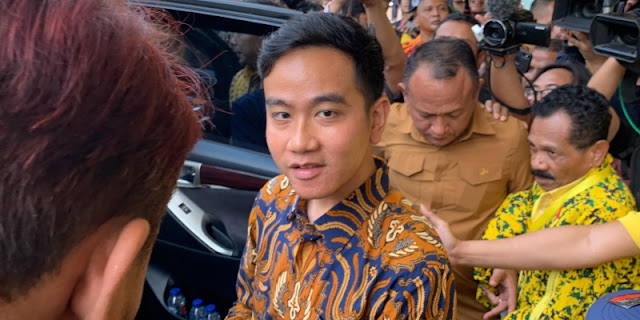 Tidak Aneh Gibran Tak Salami Menteri di Batujajar