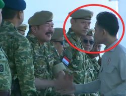 Tak Salami AHY, Kelakuan Gibran Plek Ketiplek Jokowi