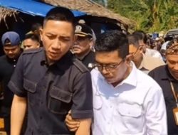 Viral Amuk Bupati Lebak: Jalan Desa Hancur, Kadesnya Pakai Pajero