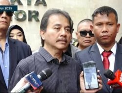 Ngamuk Gegara Saksi Kasus Ijazah Palsu Diperiksa Sampai Subuh, Roy Suryo Cs: Tidak Manusiawi!