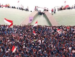 DPR Tidak Bisa Dibubarkan, Kecuali Lewat Jalan Non-Konstitusional: Revolusi