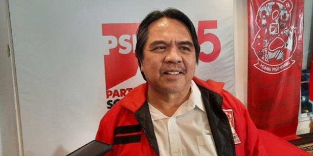 Roy Suryo Skak Mat Ade Armando: Dia Tersangka Pencemaran Agama