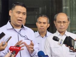 KPK Bongkar Mafia Haji! Kuota Reguler Dirampok, Haji Furoda Tembus Rp 1 Miliar?