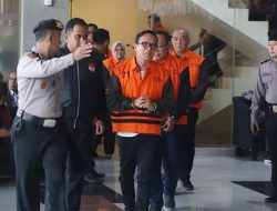 KPK Geledah Rumah Noel Ebenezer, Toyota Alphard dan 4 Handphone Disita