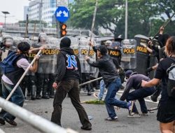 Alih-alih Bubarkan DPR, Pakar Minta Rakyat Usir Anggota Parlemen yang Tak Becus Bekerja!