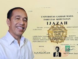 Ijazah Dari UGM, Tapi Fotonya Bukan Wajah Jokowi