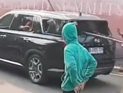 Disangka Milik Anggota DPR, Mobil Hyundai Palisede Diamuk Massa Ternyata Punya ASN, Polisi Buru Pelaku