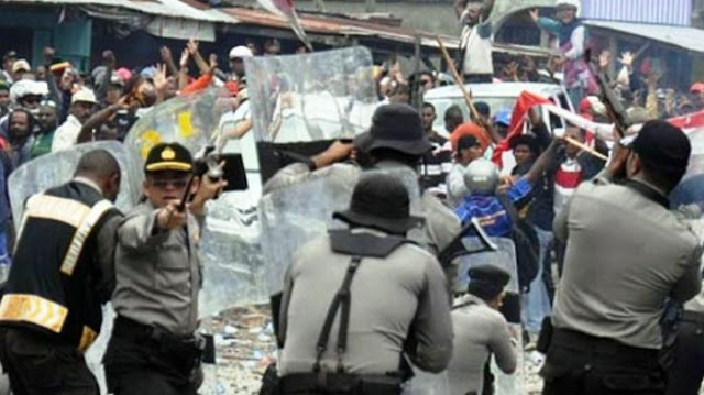Dipicu Kematian Ojol Affan Kurniawan, Demo di Mako Brimob Kwitang Jakarta Pusat Berakhir Rusuh