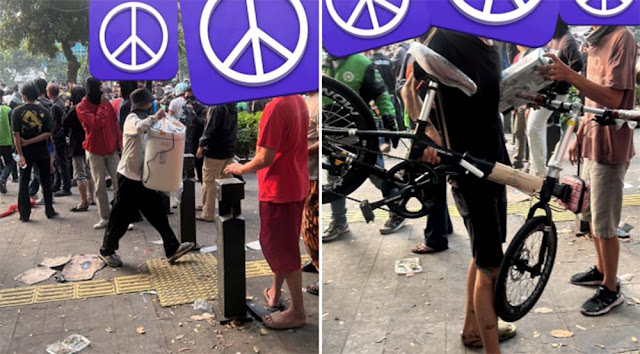 Mako Brimob Kwitang Dijarah Massa, Sepeda hingga Dispenser Diangkut Pengunjuk Rasa