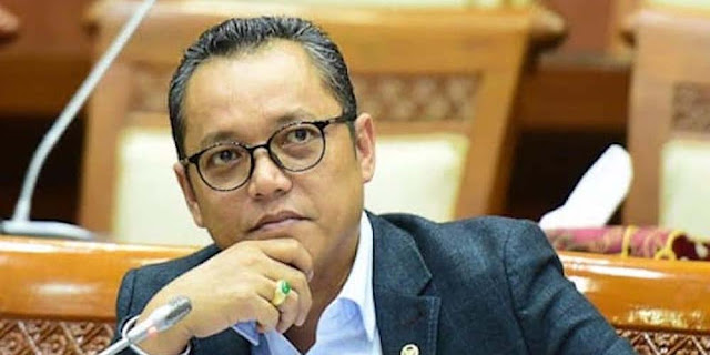 Publik Menanti Sikap PDIP Nonaktifkan Deddy Sitorus