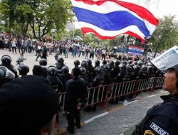 Geger Thailand! PM Paetongtarn Dicopot Karena Etika, Kudeta dan Ekonomi Terancam Ambruk