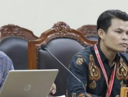 Muncul Gugatan di MK: Syarat Jadi Presiden, Wapres, DPR, Diminta Minimal Sarjana