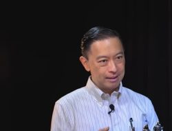 Tom Lembong Tetap Kawal 17+8 Tuntutan Rakyat dari Luar Negeri