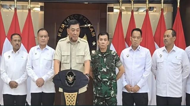 Gelar Rapat Perdana, Ini Arahan Menkopolkam Ad Interim Sjafrie Sjamsoeddin