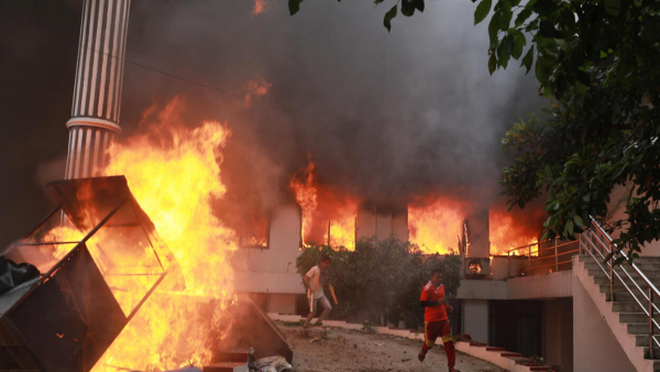 Mirip di Indonesia Demo Berdarah di Nepal Dipicu Pejabat Flexing, Massa Bakar Gedung Parlemen dan Rumah Pejabat