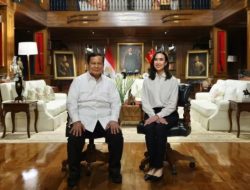 HEBOH Menpar Widiyanti Disebut Mandi Pakai Air Galon Saat ke Pelosok