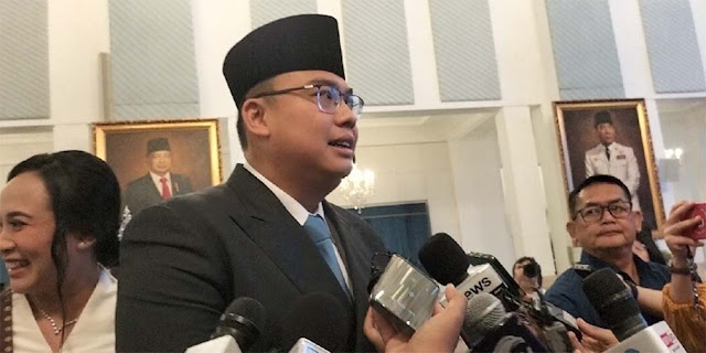 Prabowo Resmi Pecat Hasan Nasbi, Ganti PCO Jadi Badan Komunikasi Pemerintah