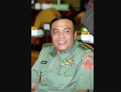 Jejak Kontroversi Djamari Chaniago, Terseret Insiden Pengeroyokan TNI dan Kini Jadi Menko Polhukam