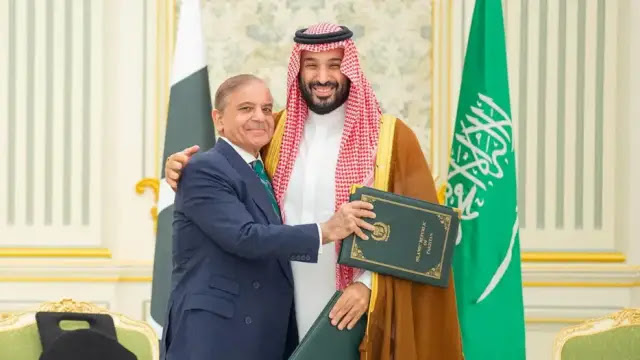 Arab Saudi dan Pakistan yang Bersenjata Nuklir Teken Pakta Pertahanan, Janji Saling Bantu Jika Diserang