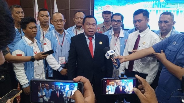 Sinyal Retak? Jokowi Perintahkan Dukung Gibran 2 Periode, Relawan GCP Balas Telak: Wapres Tak Harus Dia!
