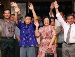 Erros Djarot Ungkap Kesepakatan Megawati, Amien Rais, dan Gus Dur