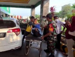 6 Siswa SMK di Tuban Lemas dan Muntah Darah Diduga Keracunan MBG, Orang Tua Syok