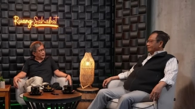 Rocky Gerung Akui Usul Diam-diam Mahfud Jadi Presiden dan Siap Jadi Timses