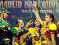 Viral Aksi Joget Oknum TNI di Acara Maulid Nabi, Panitia: Maaf Kami Lupa Lepas Banner