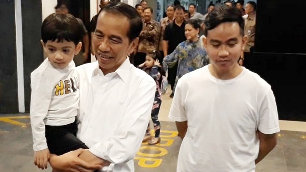 Jokowi Ingin Gibran Berada di Radar Kekuasaan hingga 2034