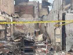 Kebakaran Hanguskan 400 Rumah di Gang Langgar Tamansari Jakarta Barat
