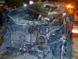 Mobil Biduan Cantika Davinca Seruduk Pemotor, Dua Siswa Siswa SMP Meninggal