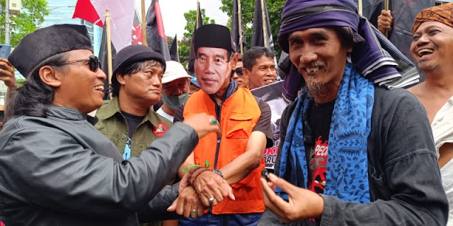 Amien Rais: Bangsa Indonesia Harus Bangga Banyak Tokoh Tuntut Jokowi Diadili