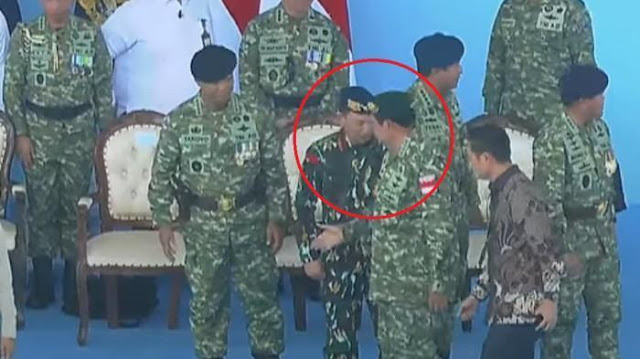 Melengos Tak Disalami, Heboh SBY Cueki Kapolri Listyo Sigit di HUT TNI, Publik Curigai Gegara Ini!