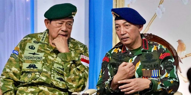 Tidak Salaman di Panggung, Demokrat: SBY dan Kapolri Bercengkrama di Holding Room