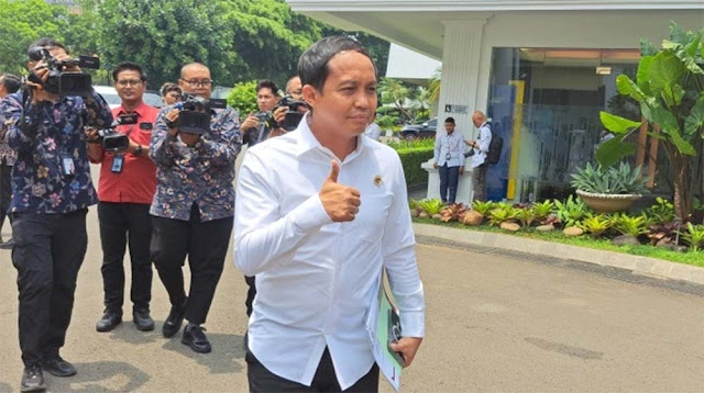 Raja Juli Bocorkan Sosok Bapak J yang Misterius di Kepengurusan Baru PSI