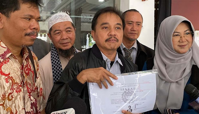 Roy Suryo Bongkar Bukti: Ijazah Jokowi dari KPU DKI Dinyatakan 99,9% Palsu!