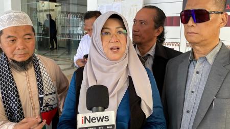 Dokter Tifa Bongkar Kejanggalan Salinan Ijazah Jokowi di KPU, Ini Fakta yang Ditemukan